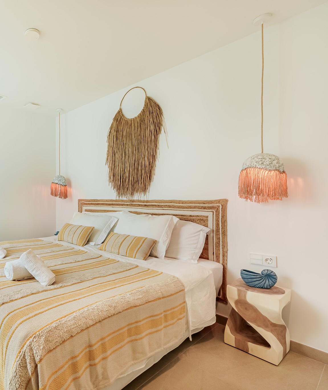 Dormitorio de Olas de Calma diseñado para el descanso